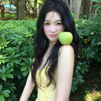 春闺三凤